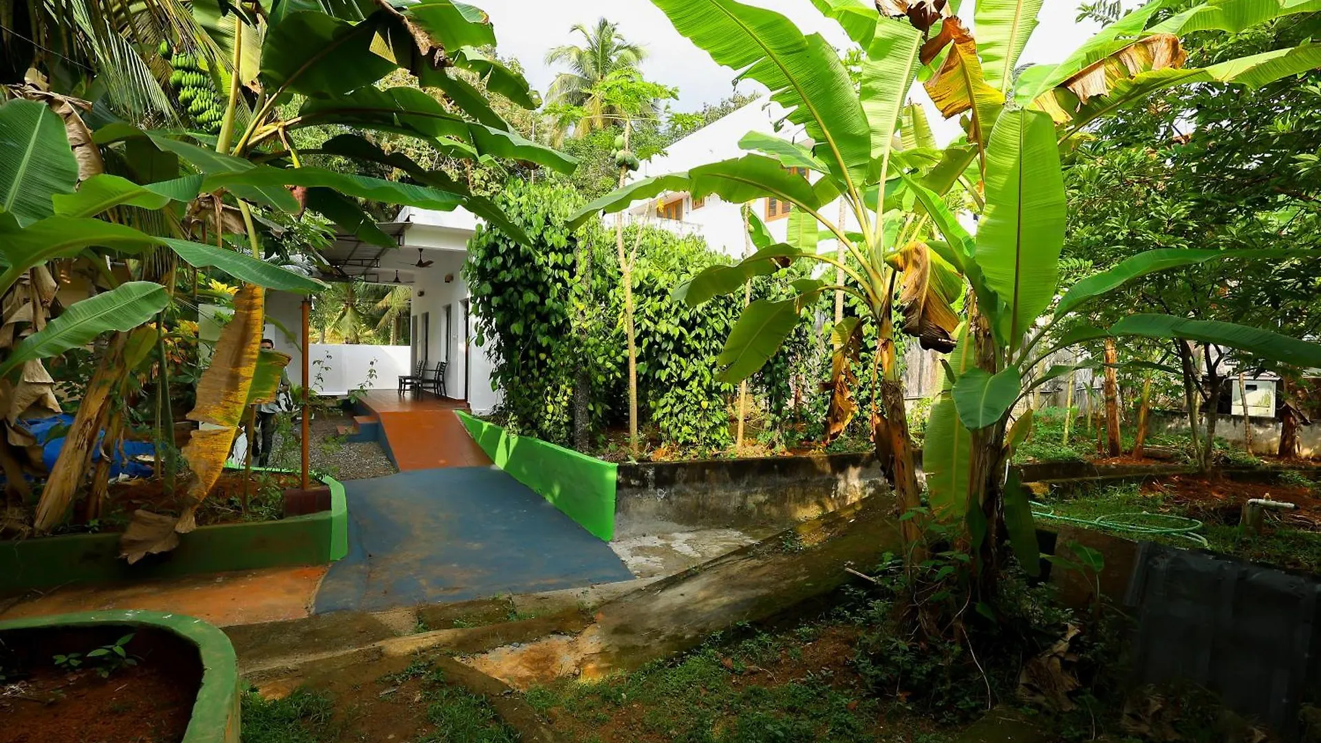 Illikkalam Lakeside Cottages Kumarakom Kerala 3*,  India